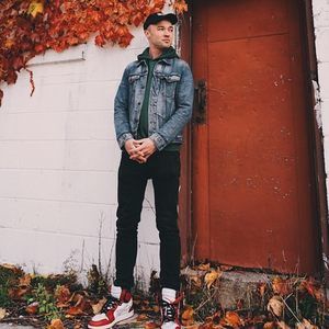 Meet your Posher, Chris